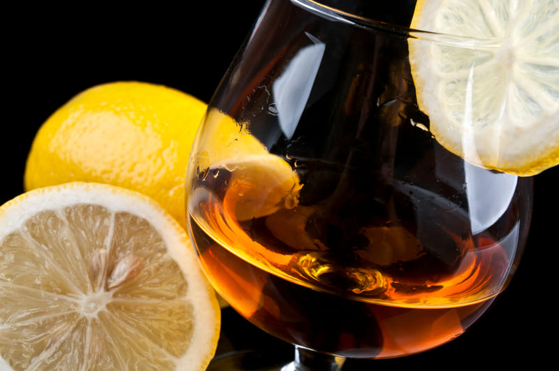 You are currently viewing What To Mix With Cognac (15 Best Mixers)