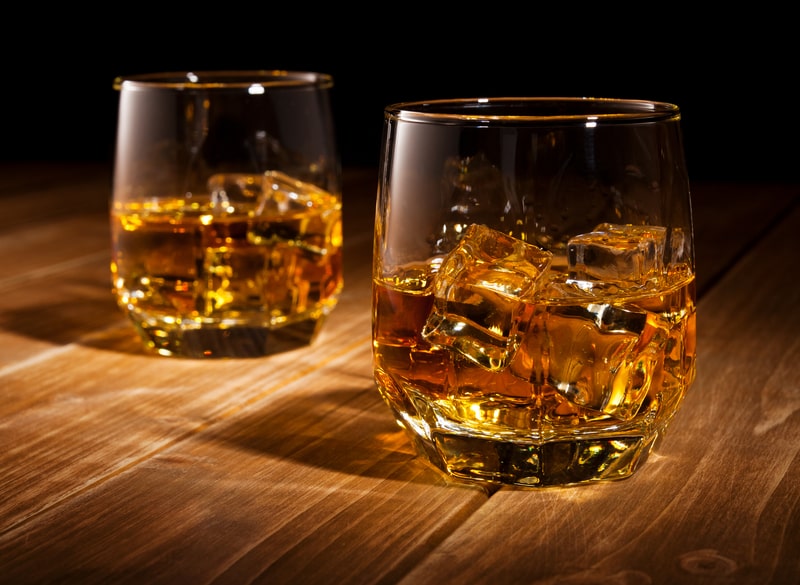 You are currently viewing Irish Whiskey Vs Scotch: What’s The Difference?