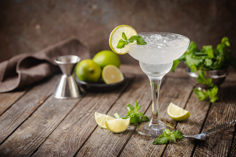 You are currently viewing 20 Best Tequilas For Margaritas (Flavor Boosting Varieties)