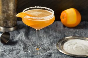 Read more about the article 13 Best Cointreau Substitutes for Cocktails