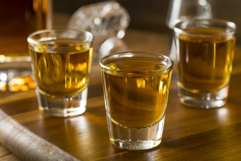 You are currently viewing 21 Best Whiskeys for Shots You Must Try!
