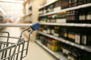 Read more about the article What Time Does Walmart Stop Selling Alcohol (All US States)