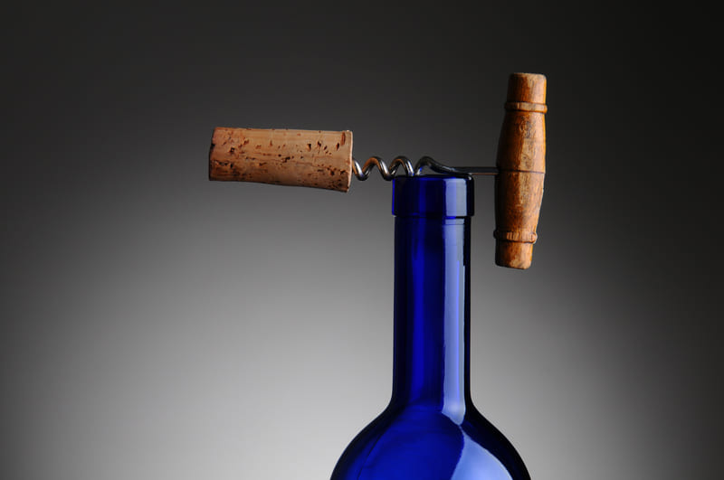 You are currently viewing 8 Wines That Come in Blue Bottles You Can Buy Today!
