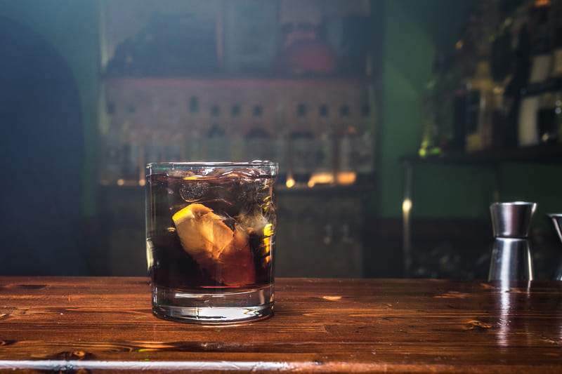 You are currently viewing 25 Best Drinks To Order At A Bar For A Man
